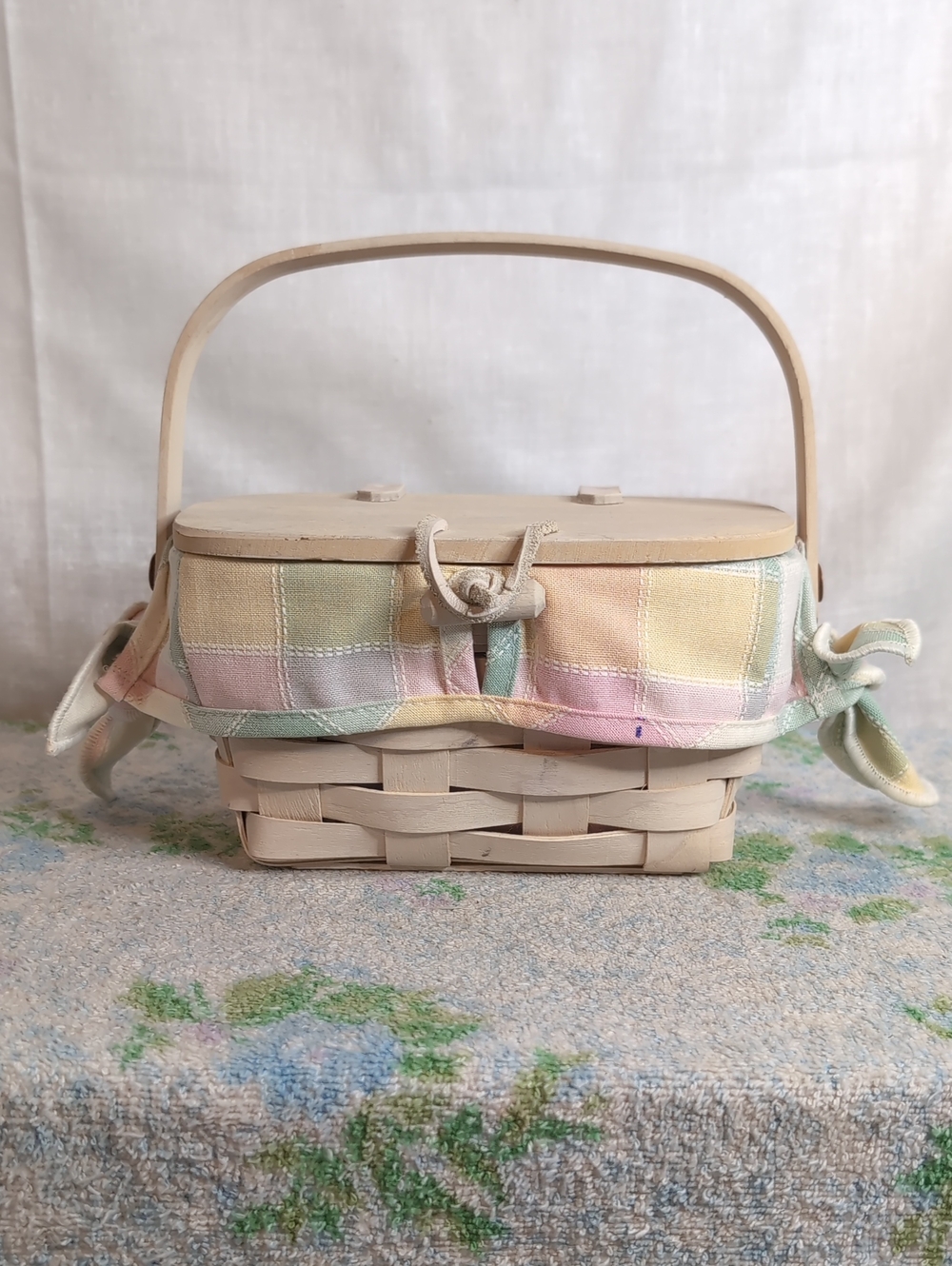 '01 Longaberger Pastel Plaid Small Basket